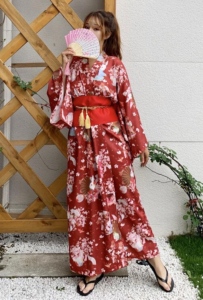 kimono femme rouge 12e88bef 0262 498f a6bb 7eb24de0118c