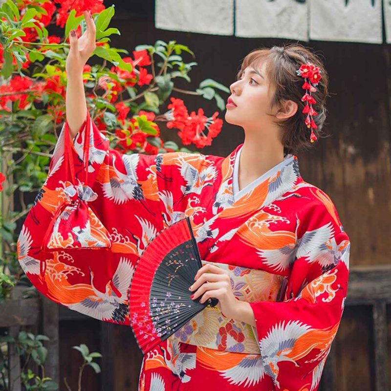 kimono japonais rouge geisha